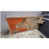 Image 5 : Electric Hockey Master Model H-18 Tabletop Hockey Game with Original Box