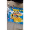 Image 3 : Life-Like Nightracer Speedway Ho Scale Electric Slot Car Racing Set with 45 Feet of Track Vintage