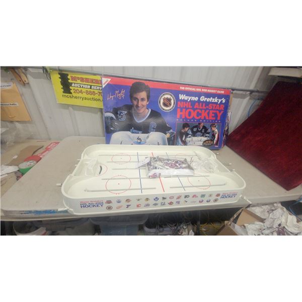 Wayne Gretzky's NHL All-Star Hockey Deluxe Edition Table Game with Player Figures Buddy L
