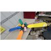 Image 2 : Colorful Ceiling Fan with Light Kit, Five Blades