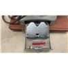 Image 11 : Keystone 1093 8mm Film Projector with Original Carrying Case