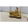 Image 7 : United Self-Starting Fishing Boy Mantel Clock with Lighted Aquarium Scene