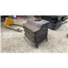 Image 4 : Les Poincons Cast Wood Burning Stove 28 x 27 x 36