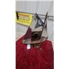 Image 5 : United Sailboat Ship's Wheel Electric Mantel Clock with Mirrored Chrome Sails Lights up 18" Tall