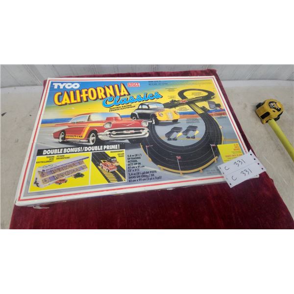 Tyco California Classics Hot Rods Electric Racing Course Set