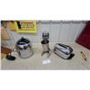 Image 1 : Salton Milkshake Mixer, Chrome Toaster, and Vitasphere Juicer