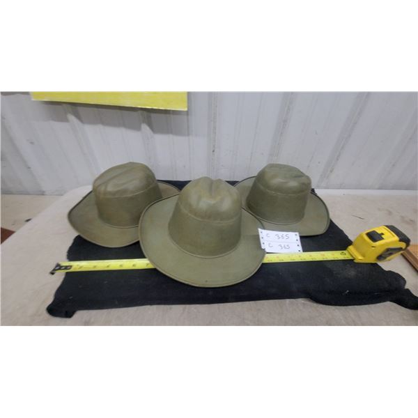 3x Metal Western Cowboy Hats ??Planters Decore