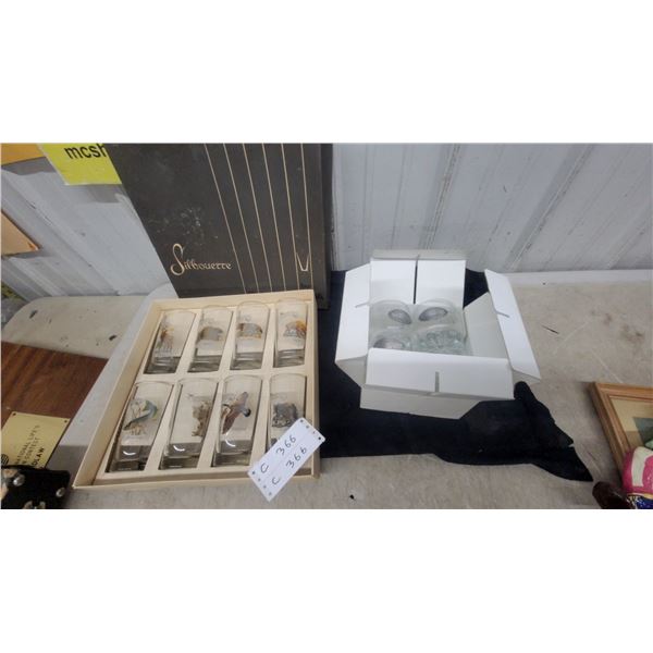 Canadian Wildlife Drinking Glasses and Train Medallion Glasses Setboth in Orignal Boxes N.O.S