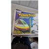 Image 2 : Tyco Turbo Train World's Fastest Train Electric Train Set No. 7427 with Nite-Glow