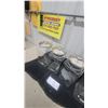 Image 5 : Set of 4x Clear Glass Store Canisters with Chrome Lids