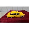 Image 4 : Checker Marathon Yellow New York City Taxi Cab Die-Cast Model Car 1/18scale