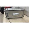 Image 3 : Black & Decker Convection Countertop Oven with 12" Pizza Capacity