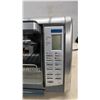 Image 6 : Black & Decker Convection Countertop Oven with 12" Pizza Capacity