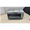 Image 8 : Black & Decker Convection Countertop Oven with 12" Pizza Capacity