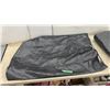 Image 5 : Intex Air Mattress, Tempo Battery Blanket, Windshield Protector