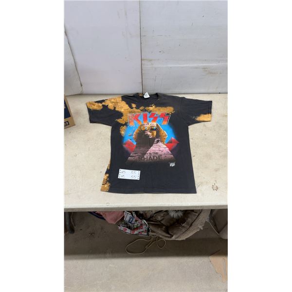 KISS "Hot in the Shade" 1990 Tour T-Shirt, Size Medium, Backstage Pass Brand
