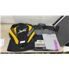 Image 1 : Ski-Doo Team Fleece Pullover and Can-Am Button-Up Shirt, Size Medium