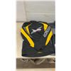 Image 2 : Ski-Doo Team Fleece Pullover and Can-Am Button-Up Shirt, Size Medium