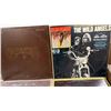 Image 2 : 20 Vinyl Lp Records Including Beatles, Bee Gees, Billy Joel, CCR, and More