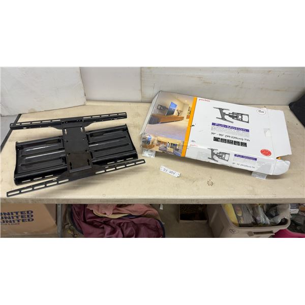 Peerless Full-Motion Tilting Tv Wall Mount for 39" to 90" TVs, 150 Pound Capacity