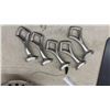Image 3 : 5-Blade 52" Ceiling Fan with Light Kit, Brushed Nickel Finish, Reversible Wood/Black Blades and