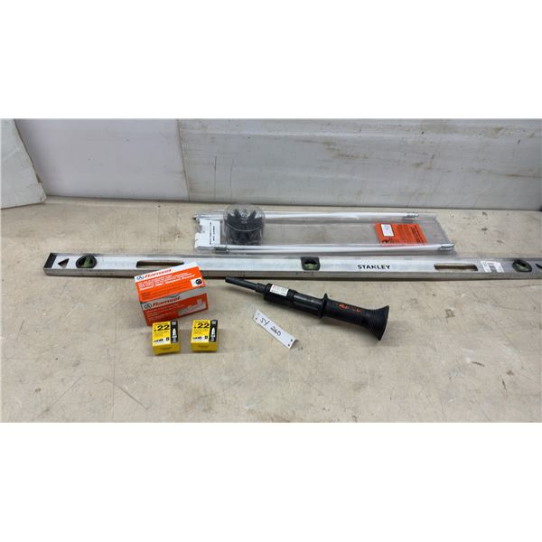 Ramset HammerShot Powder-Actuated Tool with 2 1/2" Fasteners,.22 Cal Loads, and Stanley Level