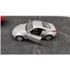 Image 6 : Maisto Nissan 350Z and Motor Max Ford Mustang Gt 1:24 Scale Diecast Model Cars