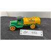 Image 1 : 1931 Hawkeye Buffalo Oil Prairie Oil Company Die-Cast Tanker Truck Bank
