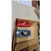 Image 3 : Eldon Power Pack 8 1/32 Scale Road Race Set with Two Slot Cars and Accessories