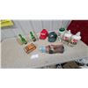 Image 1 : Coca-Cola and 7UP Collectibles: Bottles, Hats, Bottles, and More