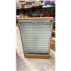 Image 3 : 2 Slatwall Display Case with Sliding Glass Doors and Lock 47 x 30 x 6