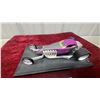 Image 2 : Hot Wheels "Slightly Modified" Custom Hot Rod Die-Cast Model on Display Base 1/18