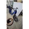 Image 2 : Hyper Ultra40 36V Electric Assist Fat Tire E-Bike with Extra Tire Needs Repair