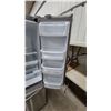 Image 7 : Kenmore Elite French Door Refrigerator with Bottom Freezer and Water/Ice Dispenser70 X 32.6 x 31"