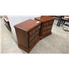 Image 3 : Pair of Cherry-Finish Four-Drawer Nightstands with Brass Hardware 16 x 26 x 29