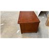 Image 2 : Cherry-Finish Wooden Storage Bench with Hinged Lid and Panel Design 63 x 20 x 18