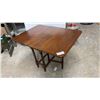Image 1 : Antique Walnut Drop-Leaf Gate-Leg Table with Turned Legs 36 x 15 x 31