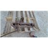 Image 2 : Antique Post Vise with Leg Stand and Mounting Bracket