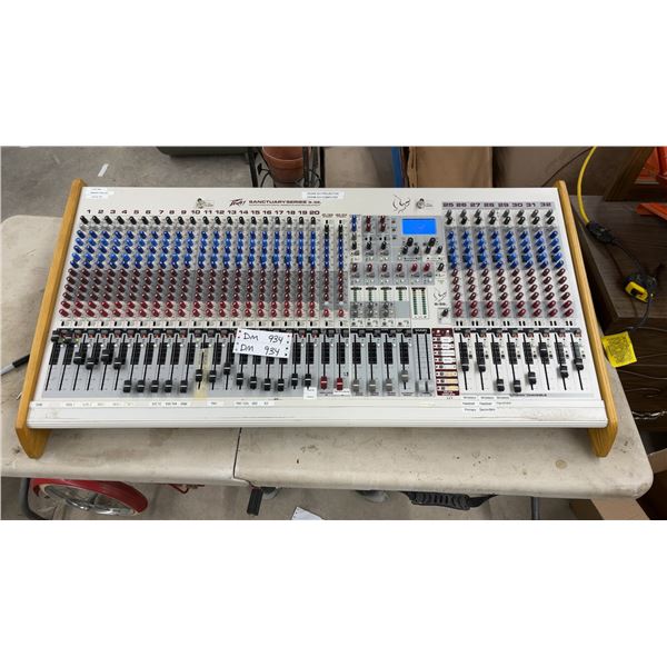 Peavey Sanctuary Series S-32 Mixing System with Digital Feedback Elimination and Effects