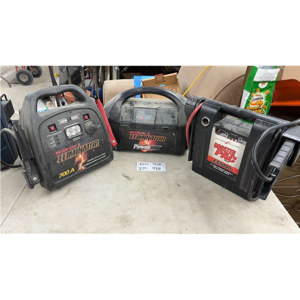 MotoMaster Eliminator 700A Power Pack, PowerBox, and Booster Pac ES5000 Jump Starters All for Parts