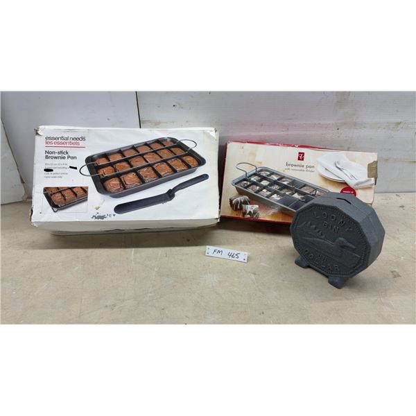 Two New Non-Stick Brownie Pans with Removable Dividers and Loony Bin Canadian Dollar Plastic Coin