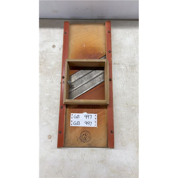 3 Blade Austria Wooden Cabbage Shredder