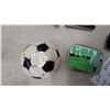 Image 3 : Collection of Belt Buckles Including Soccer Ball, Pac-Man, Golf, 5x