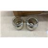 Image 3 : New Casadécor SF-1013S Ribbed Mercury Glass Tealight Holders with Wire Handles, 24 Pieces