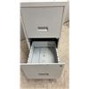 Image 3 : Two-Drawer Metal Filing Cabinet