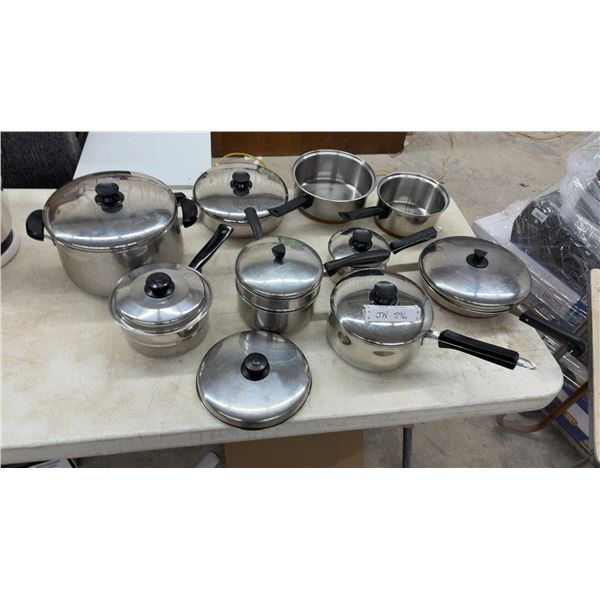 18 Pieces Stainless Steel Copper Bottom Cookware Set with Lids