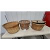 Image 1 : Vintage Wooden Bushel Baskets Set of Three and 1 Lid