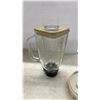 Image 6 : Oster Regency Kitchen Center Mixer with Blender, Food Processor Attachments and More