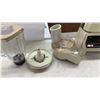 Image 8 : Oster Regency Kitchen Center Mixer with Blender, Food Processor Attachments and More