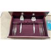 Image 4 : Nobility Plate Silver-Plated Flatware Set in Wooden Chest with Serving Pieces and More